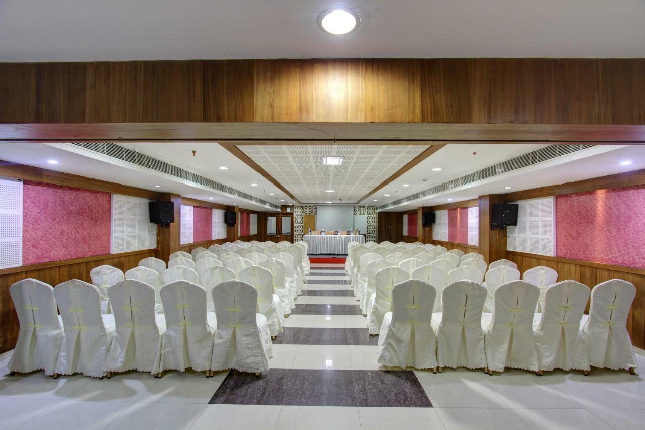 Hotel Prince Gardens Coimbatore Eksteriør billede